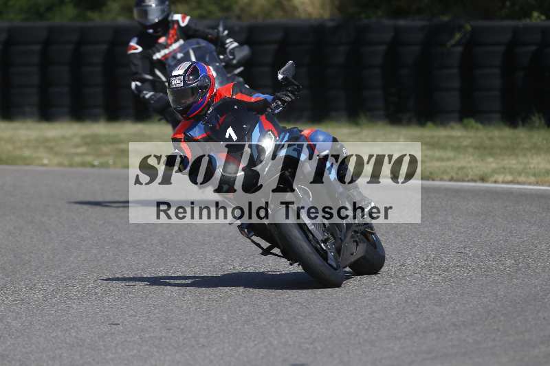 /21 17.06.2026  Ducati Schweiz Track Warmup ADR/Gruppe blau/1